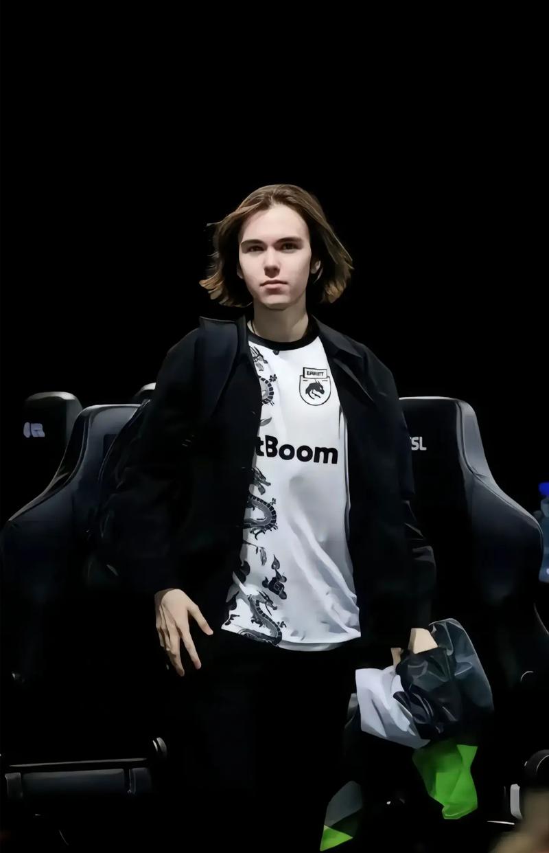 B的手太重了！老瑞兹控制着闪电 GALA 团战中无限被攻击。 Ninjas in Pyjamas 取得了赛点