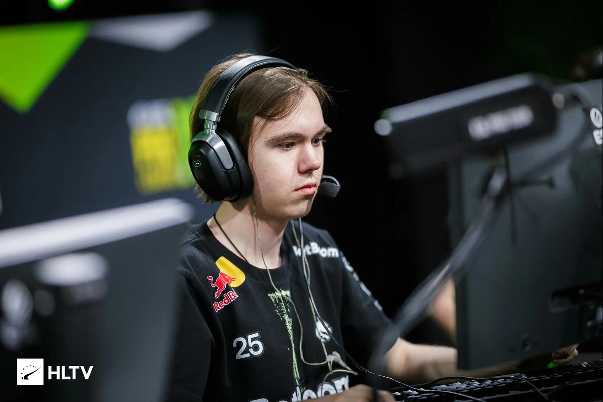 aurora 在 PGL Astana 2025 四分之一决赛中击败了 The MongolZ